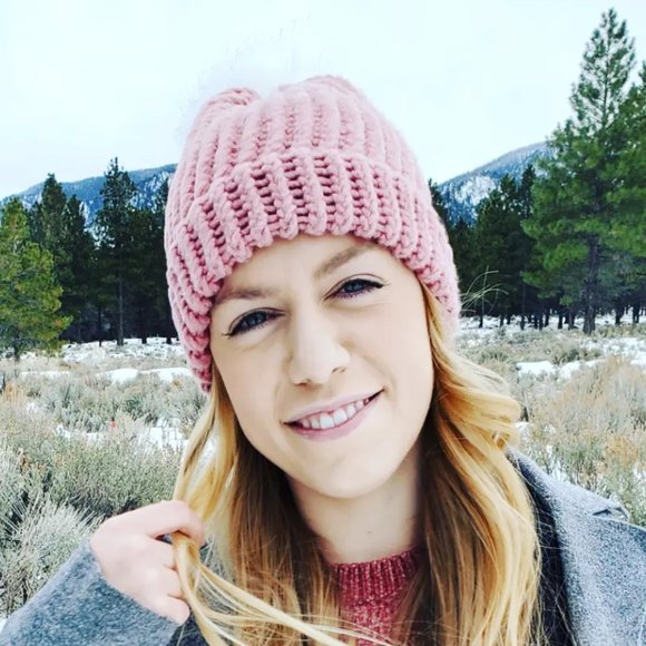 Never worn, handmade knit ribbed pink beanie hat - Picture 4 of 7